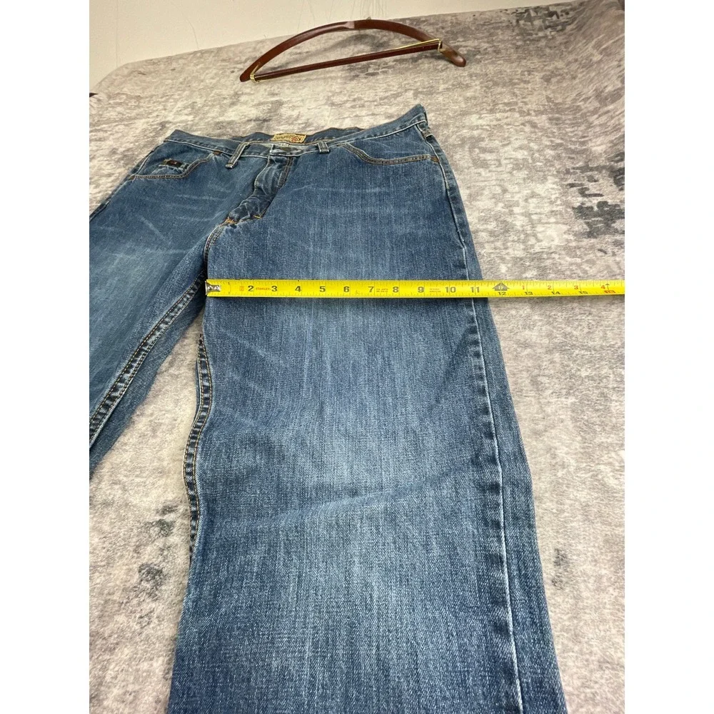 Wrangler Mens 36x30 20x Relaxed Fit Work Jeans Medium Blue Denim